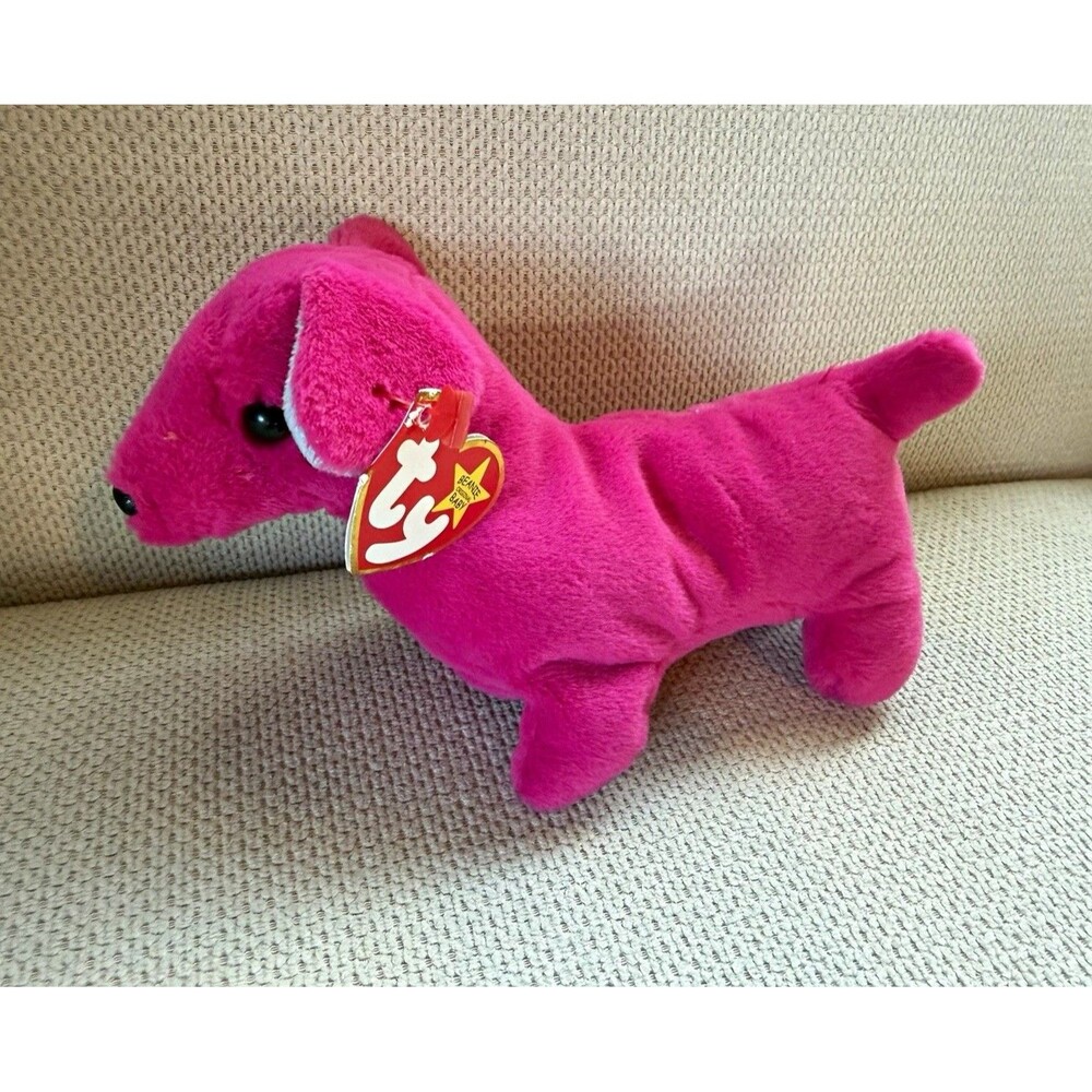 Ty Beanie Babies Stretch Pink Dachshund Dog Beanbag Plush with Heart Tag
